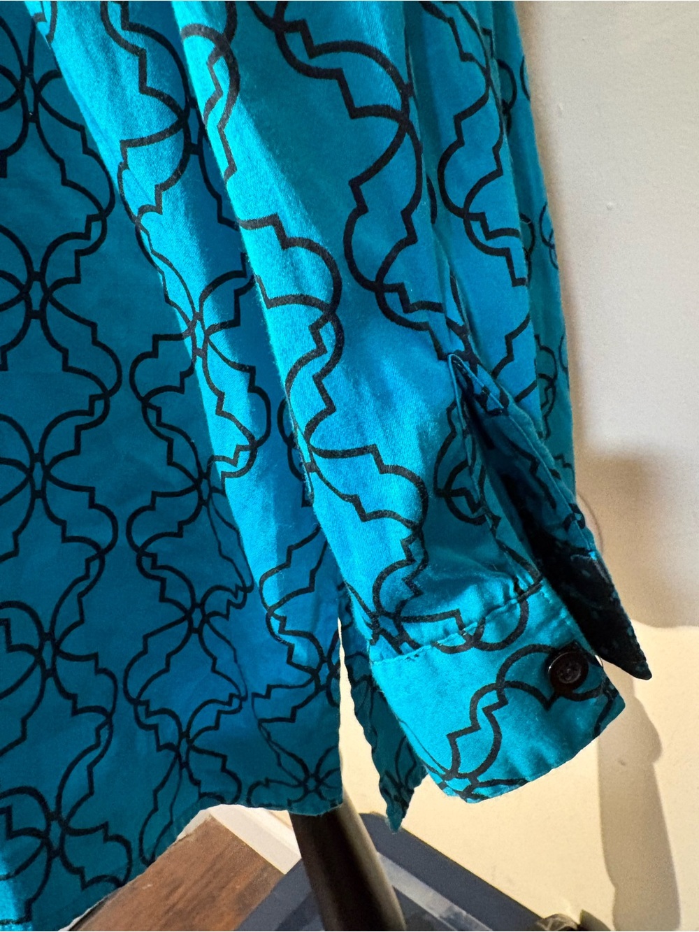2X Catherines Teal & Black Geometric Button-Up Shirt.Colorful Slenderizing!#Arts - Picture 6 of 12